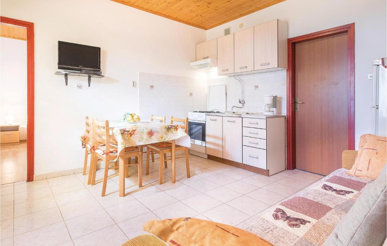 Awesome Apartment In Pula With Wifi Bagian luar foto
