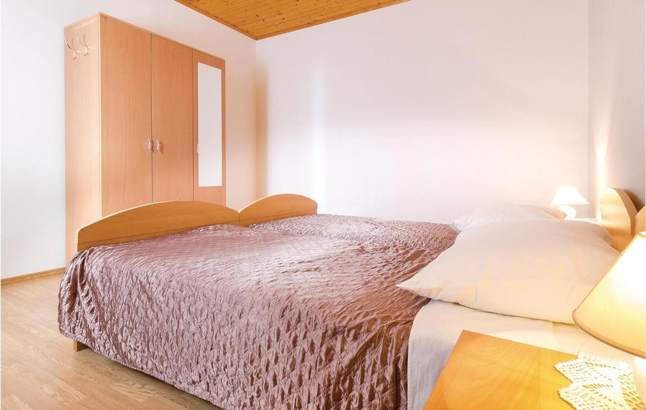 Awesome Apartment In Pula With Wifi Bagian luar foto