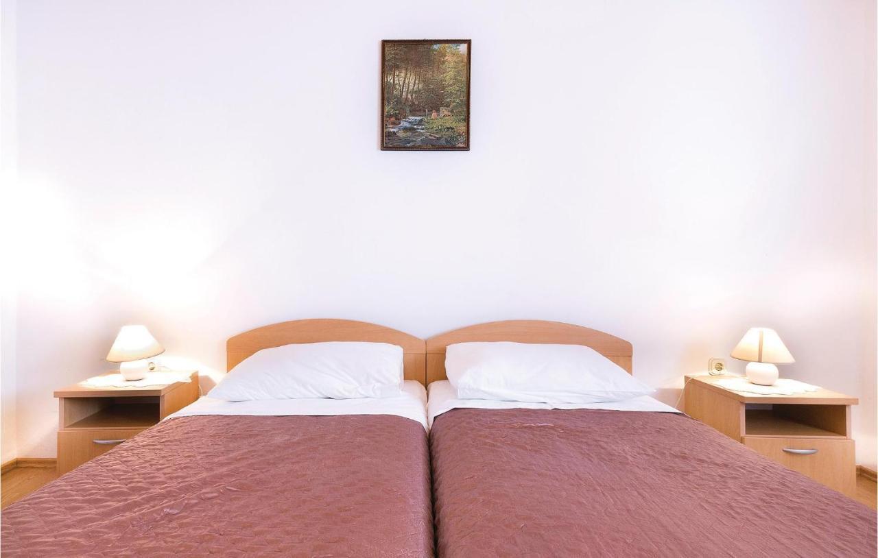 Awesome Apartment In Pula With Wifi Bagian luar foto