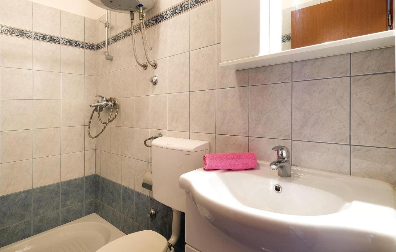 Awesome Apartment In Pula With Wifi Bagian luar foto