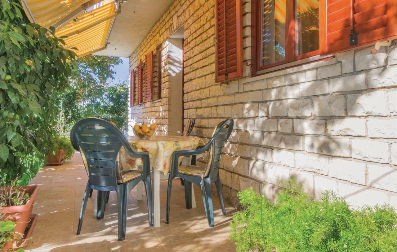 Awesome Apartment In Pula With Wifi Bagian luar foto